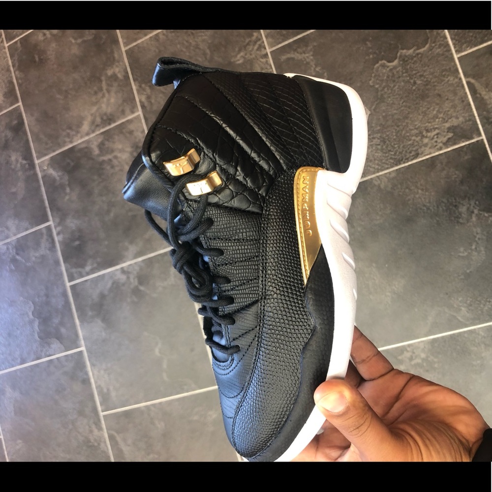 Air Jordan retro 12 for woman size 7.5-8-8.5-9
